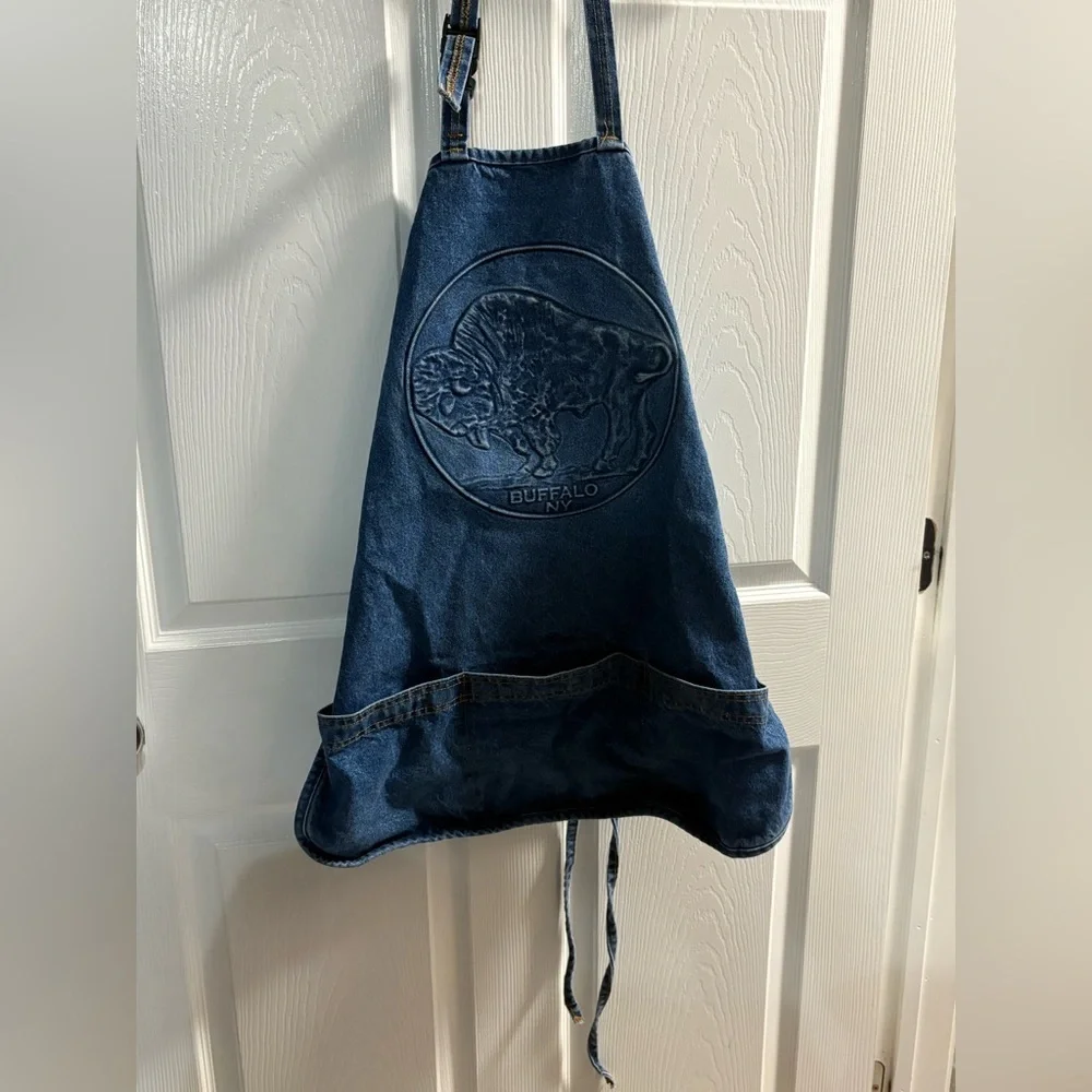 VTG TYCA Patriotic Embossed Buffalo New York USA Denim Blue Apron Heavy Duty